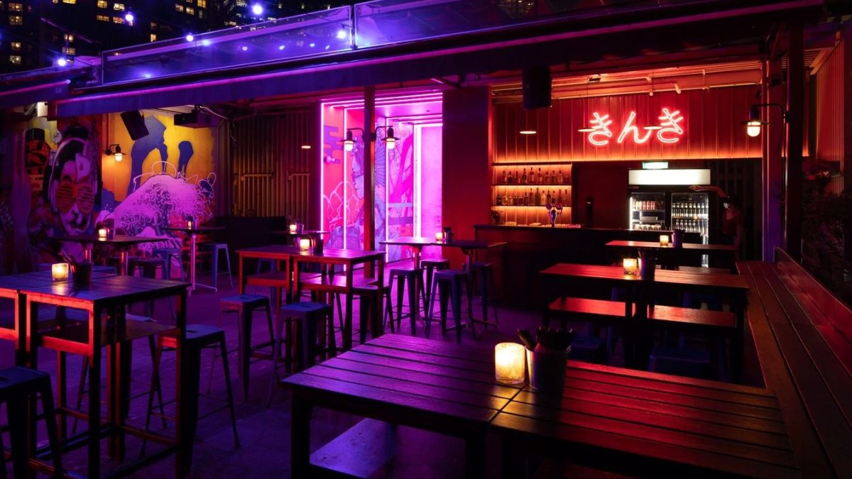 Kinki is a favourite spot for couples searching for a cheap rooftop bar in Singapore